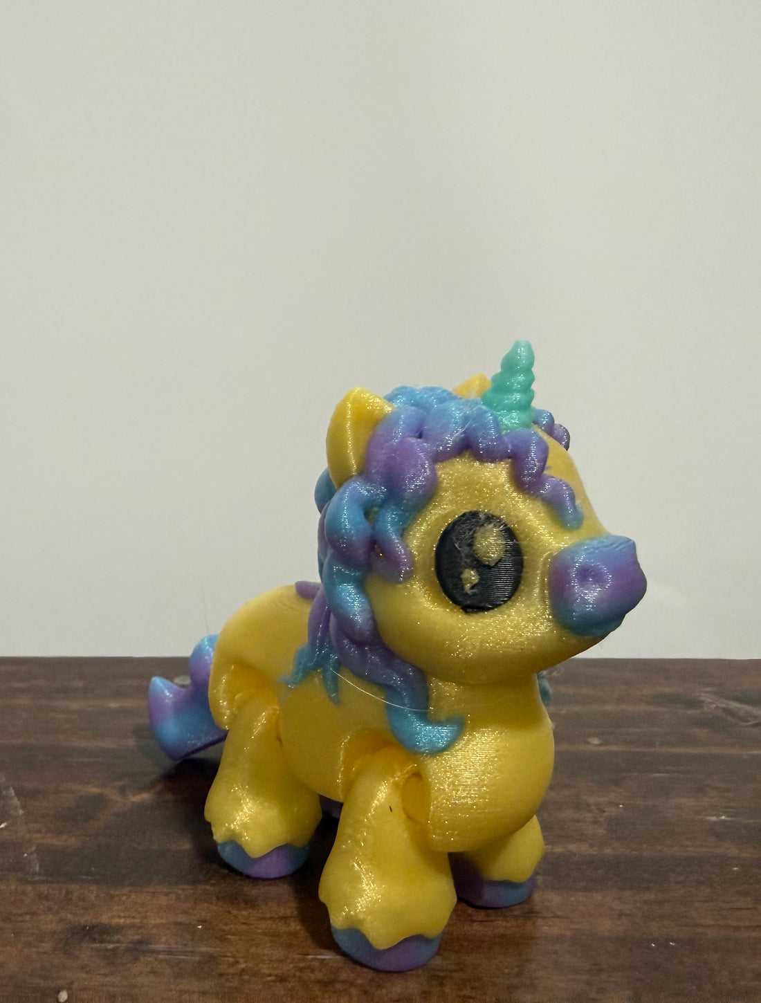 Roxy the Unicorn – Articulating Fidget Toy SMALL – Colors Vary!