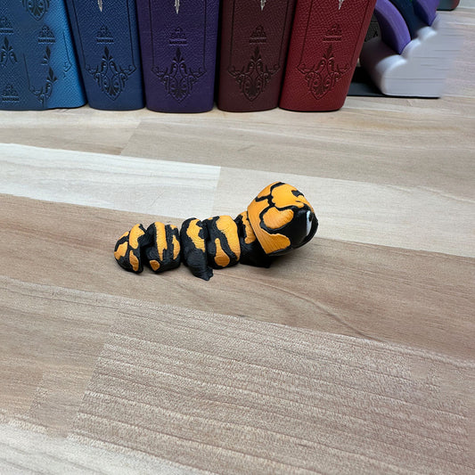 Archie the Orange and Black Lizard – Articulating Fidget Toy | RS3D